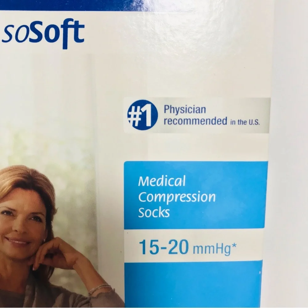 Jobst 2 Pair SoSoft White 15-20 mmHg XL Knee High Compression Socks NWT
